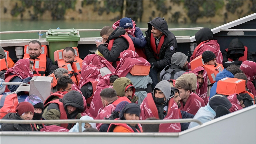 Velika Britanija: Spasioci zaustavili grupu migranata