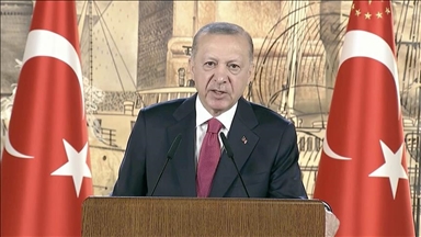 Serokomar Erdogan bi vîdeo konferansê beşdarî merasima vekirinê ya malên pirîkêt ên Îdlibê bû
