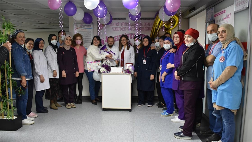 Trabzon'da 715 gram doğan "mucize bebek" Miray 299 günde hayata tutundu