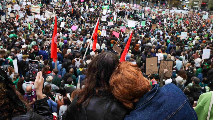 Protestas en EEUU luego de que se conociera un borrador que pondría en riesgo la protección al aborto