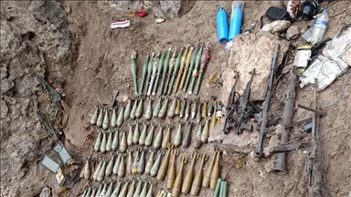 Pençe-Kilit Operasyonu'nda PKK'ya ait çok sayıda silah ve mühimmat ele geçirildi 