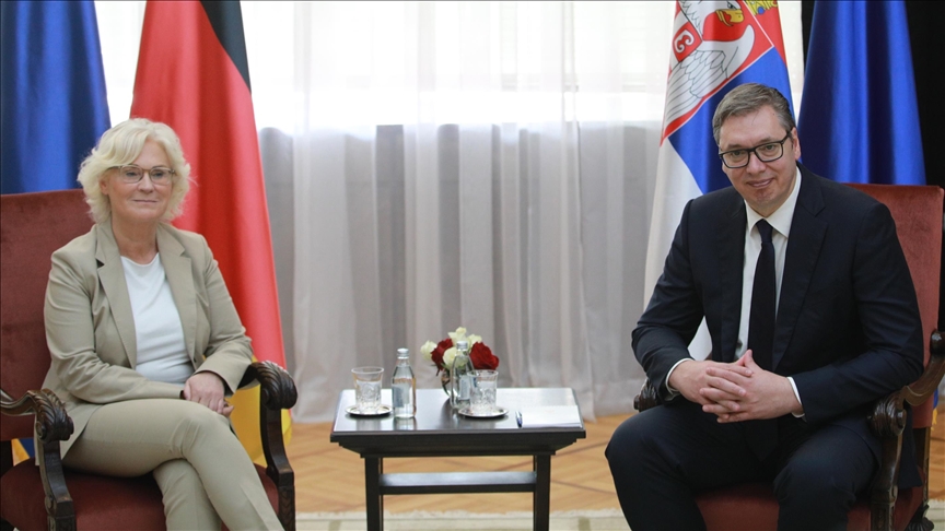 Serbian president meets German defense minister, emphasizes importance of regional peace