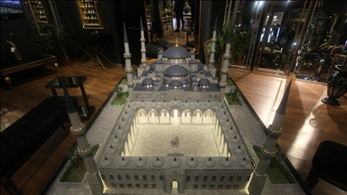 Sultanahmet Camisi'nin 7 bin ahşap parçayla maketi yapıldı