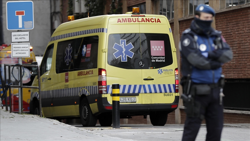 İspanya'nın başkenti Madrid'de bir binadaki patlamada 1'i ağır 18 kişi yaralandı