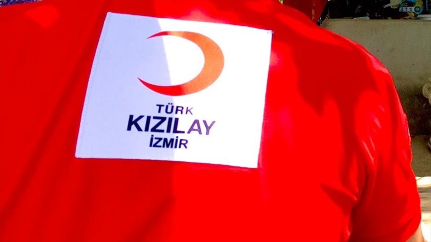 Turkish Red Crescent distributes thousands of food aid packages to Kabul Airport employees