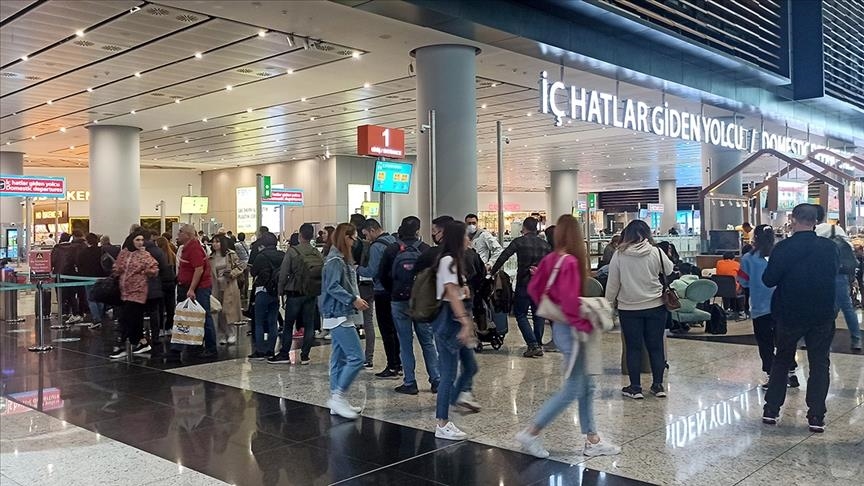 Turkish airports serve 11.6M passengers in April
