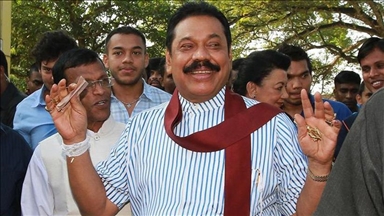 El primer ministro de Sri Lanka dimite en medio de protestas por el deterioro de la crisis económica