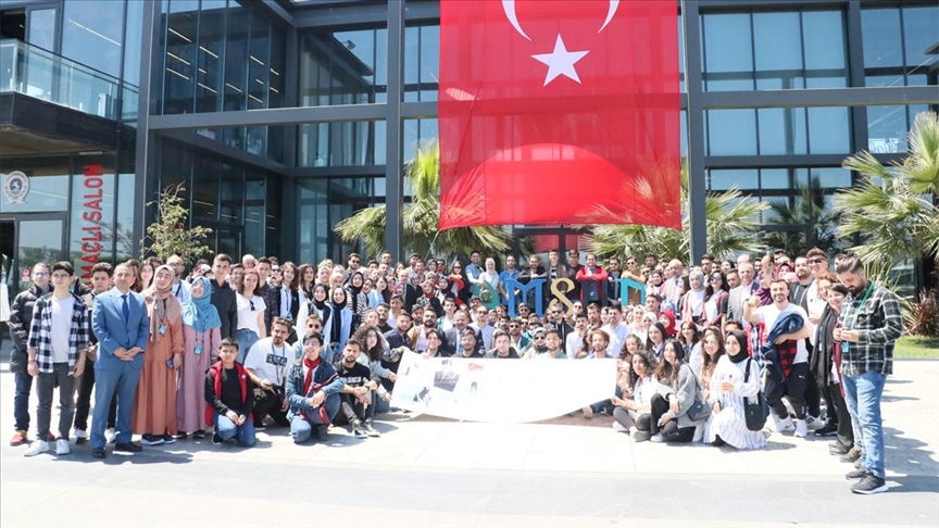 Samsun'a gelen 12 ülkeden gençler, 81 ilden akranlarıyla 19 Mayıs'ı kutlayacak 