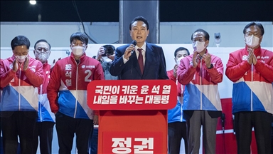 Güney Kore'de yeni Devlet Başkanı Yoon Suk-yeol görevine başladı