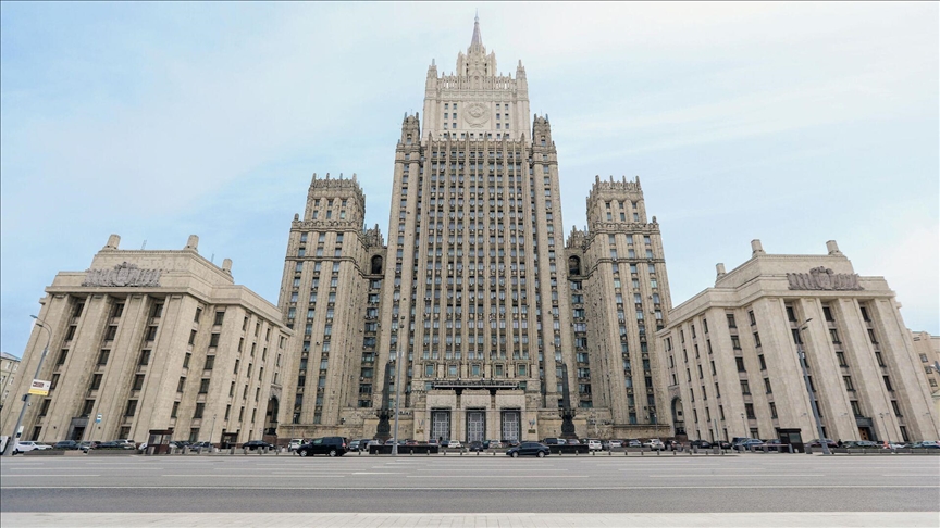 МИД РФ: Контакты Москвы и Киева осуществляются