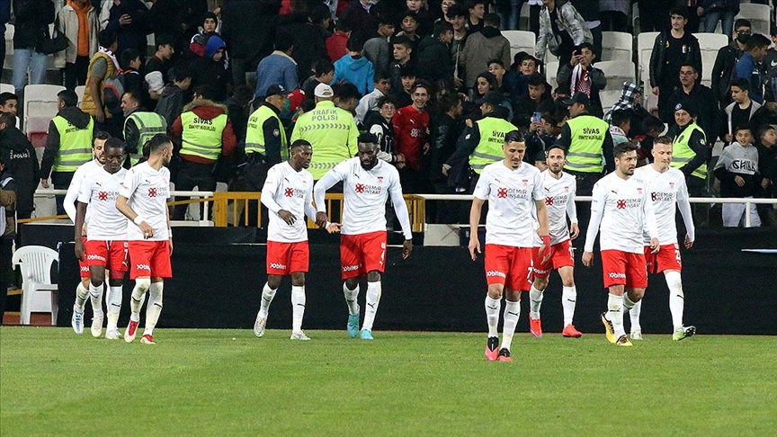 Ziraat Türkiye Kupası'nda finalin adı belli oldu