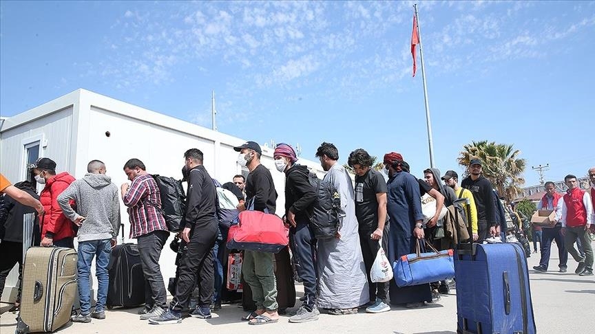 Сирийцы продолжают на добровольной основе возвращаться на Родину