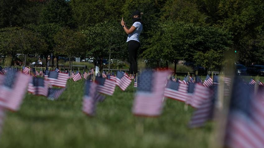 El presidente Joe Biden asegura que un millón de personas han muerto por la COVID-19 en EEUU