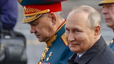 El presidente Vladimir Putin afirma que las sanciones contra Rusia están provocando una crisis mundial