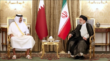 Katar Emiri Al Sani bölgesel ve uluslararası meseleleri görüşmek üzere Tahran'da