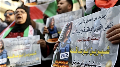Arab unions, parties, public figures condemn killing of Palestinian journalist