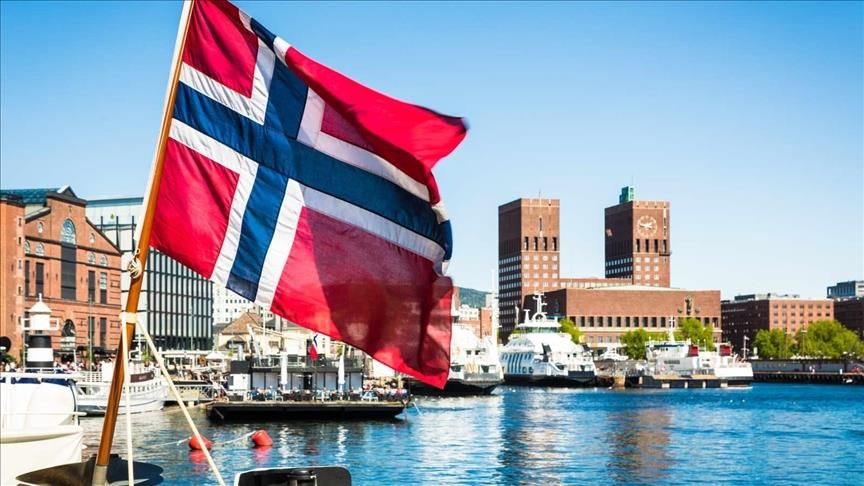 Norwegian economy contracts 0.6% in Q1