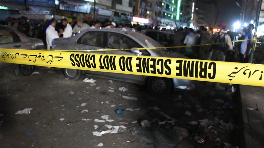 1 dead, 13 injured after powerful blast rocks Pakistani city of Karachi