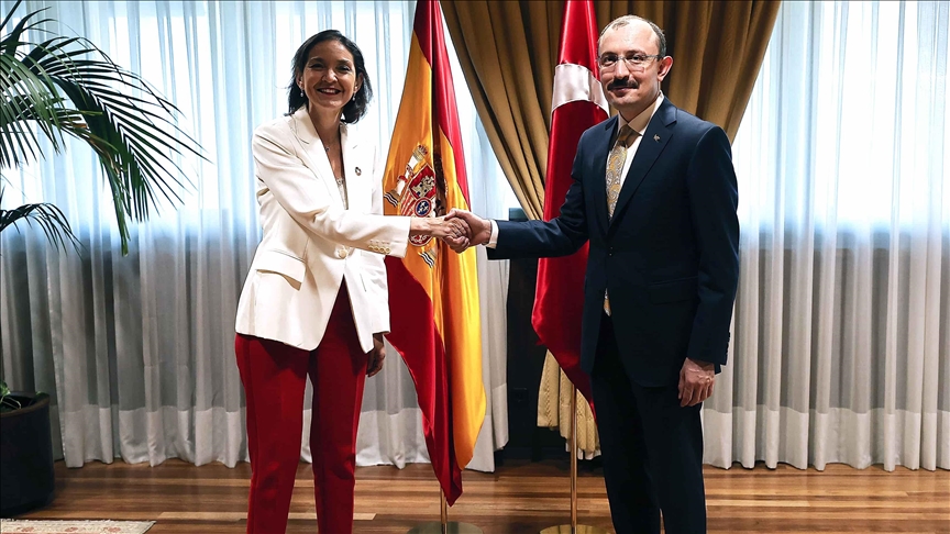Turquía y España firmaron un protocolo para impulsar las relaciones económicas bilaterales
