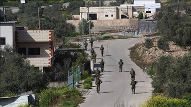 Israeli army storms Jenin, injures 10 Palestinians