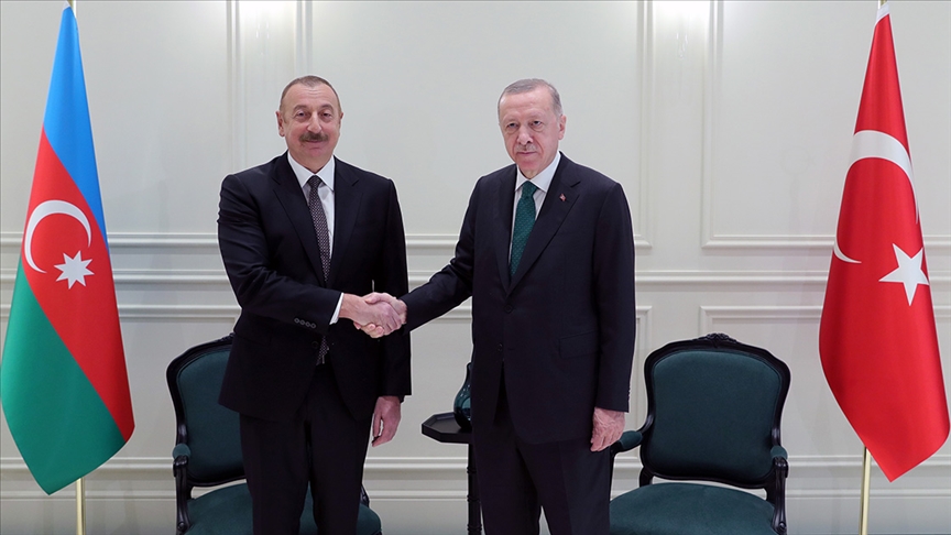 Cumhurbaşkanı Erdoğan, Azerbaycan Cumhurbaşkanı Aliyev ile görüştü