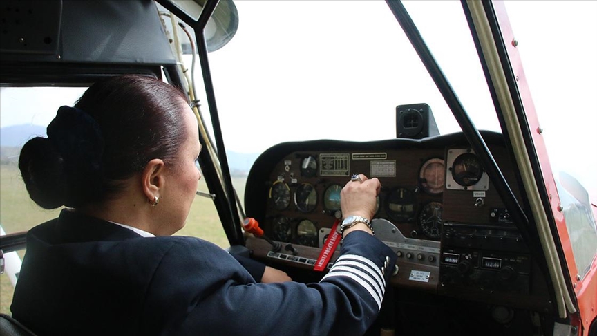 Kuzey Makedonya'nın tek kadın kaptan pilotu için 'gökyüzü bile sınır değil'