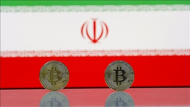İran'da 'şüpheli döviz ve kripto para işlemleri' nedeniyle 9 bin banka hesabı bloke edildi