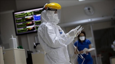 Turkiye reports over 1,400 coronavirus cases