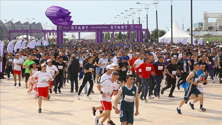 Azerbajxhan, mbahet maratona nën moton "Mposhte erën"