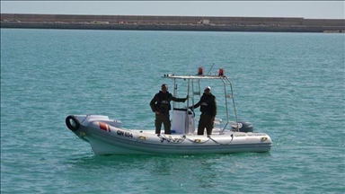 Tunisie: la marine nationale porte secours à 81 migrants clandestins dont une femme
