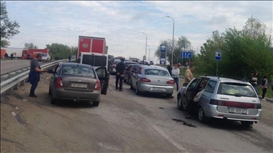 Ukrajina: Velikom konvoju vozila s izbjeglicama dozvoljeno da napusti Mariupolj