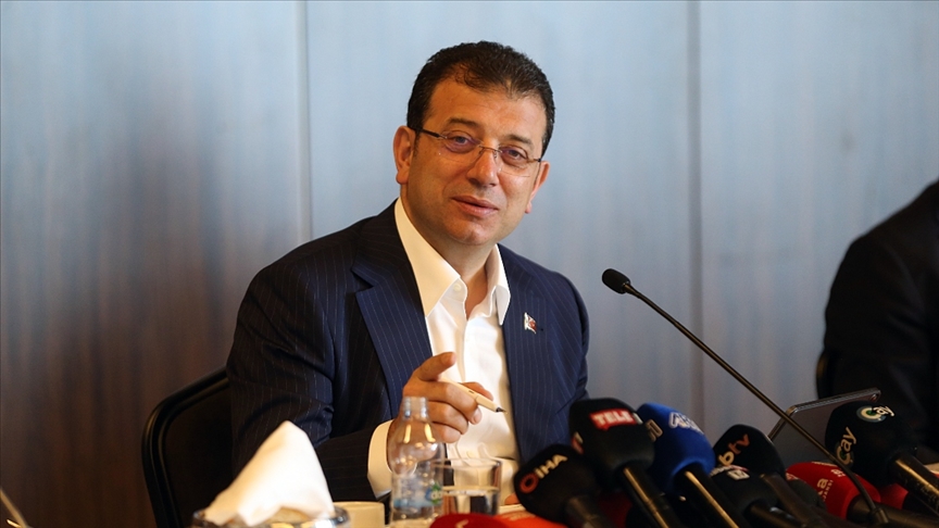 İBB Başkanı İmamoğlu, öğrenci ulaşım indirimi kararını veto etti