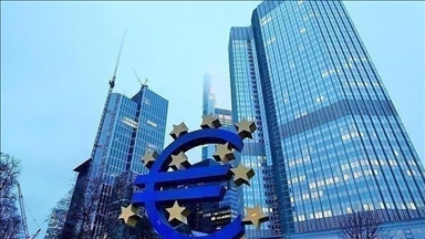 أسهم أوروبا تنخفض بعد بيانات اقتصادية ضعيفة