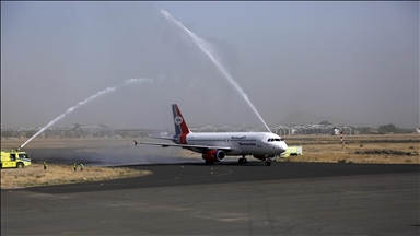 بعد توقف 6 سنوات.. استئناف الرحلات التجارية في مطار صنعاء 