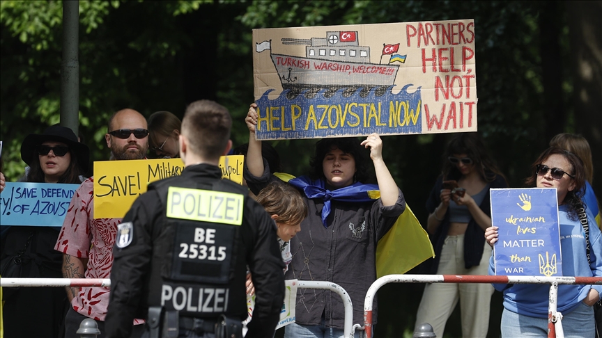 Ukrainians in Germany ask for Turkiye's help in evacuation of civilians