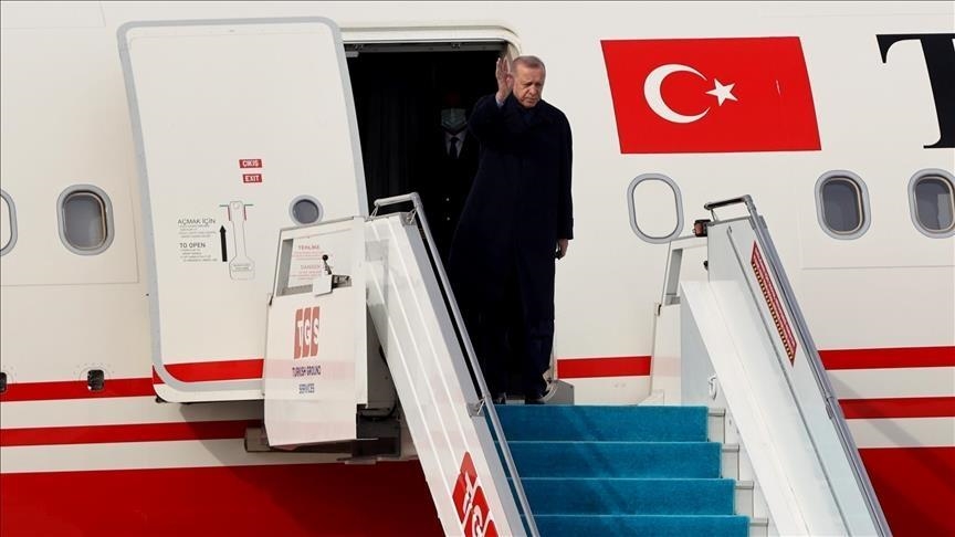 أردوغان يتوجه إلى أبوظبي للتعزية في رئيس الإمارات الراحل