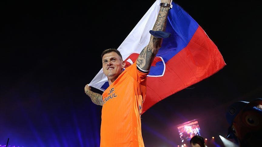 Former Liverpool, Fenerbahce defender Skrtel announces retirement