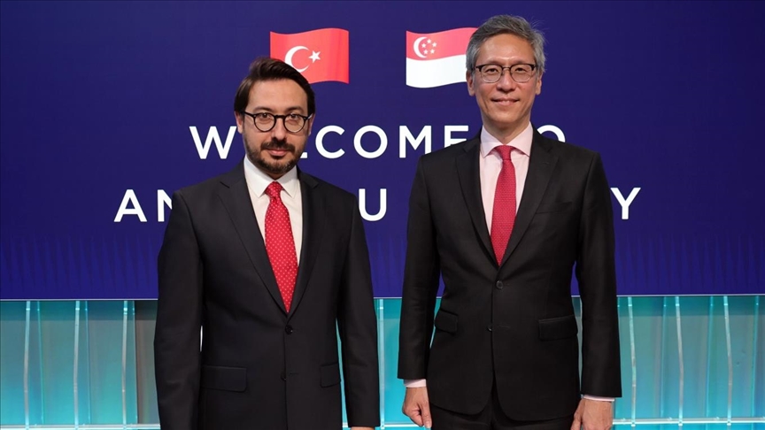 Singaporean envoy visits Anadolu Agency headquarters in Turkish capital