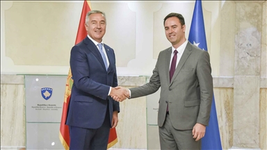 Kosovë, kryeparlamentari Konjufca priti në takim presidentin malazez Gjukanoviq