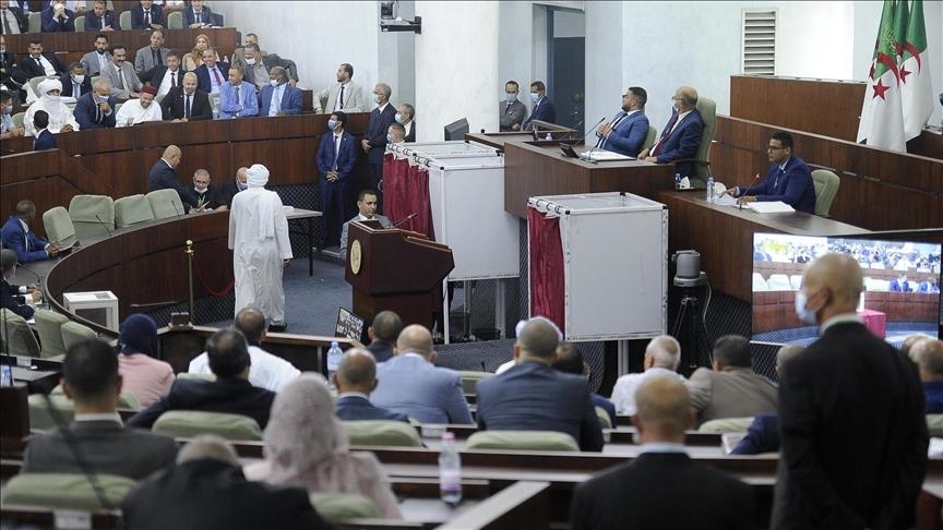 La Russie et l'Algérie veulent "renforcer les dynamiques des relations entre les deux pays"