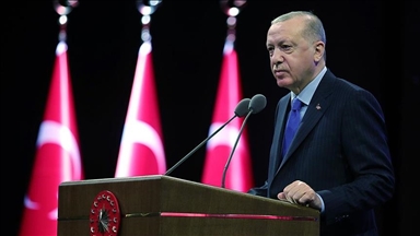 أردوغان: نوظف إمكاناتنا لخدمة شبابنا المفعم بالوعي والوطنية