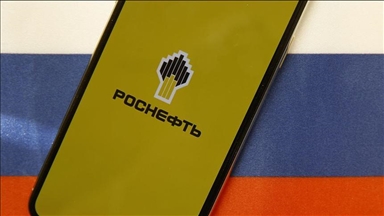 Rosneft objavio da je Schroder podnio ostavku u Upravnom odboru kompanije