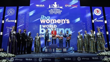 Petinju Turki Ayse Cagirir raih emas di Kejuaraan Tinju Dunia Wanita