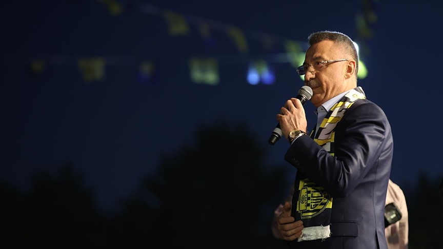 Cumhurbaşkanı Yardımcısı Oktay'dan Süper Lig'e yükselen MKE Ankaragücü'ne yeni stat müjdesi