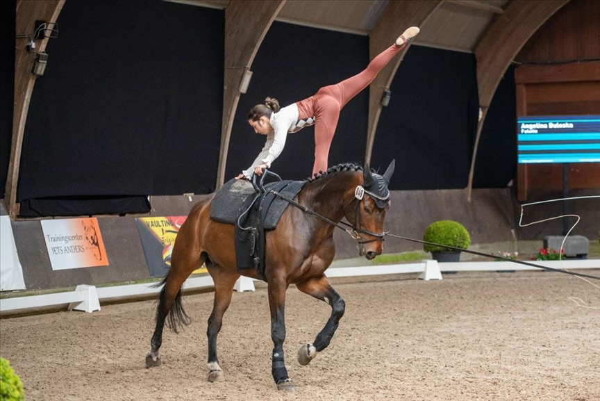 Ангелина Булеска, единствена на Балканот која тренира гимнастика на коњ