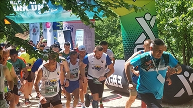 Bihać: Kroz Nacionalni park Una trčalo 100 maratonaca 