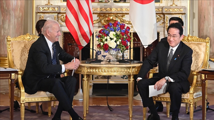 دیدار رئیس‌جمهور آمریکا با نخست‌وزیر ژاپن
