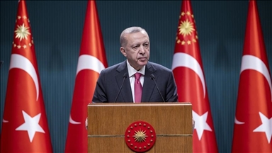 Serokomar Erdogan: "Ji bo qaçaxên yoqlemeya eskeriyê û gencên me yên di beqayê de, em rêya eskeriya bi berdêl vedikin"