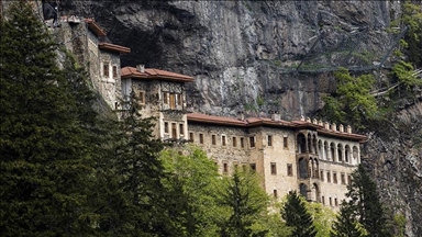 Монастырь Сумела в Турции с начала мая посетили более 26 тыс. туристов