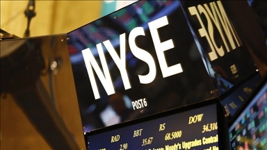 US stocks open down amid recession concerns